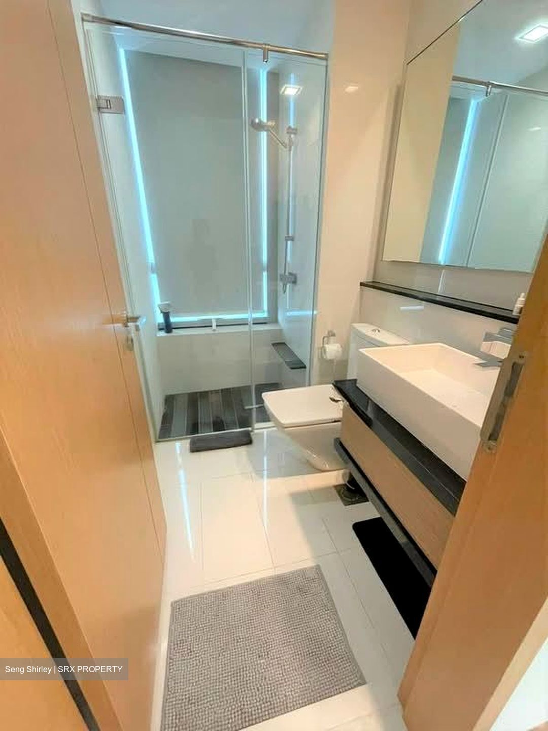 Marina Bay Residences (D1), Condominium #563623081